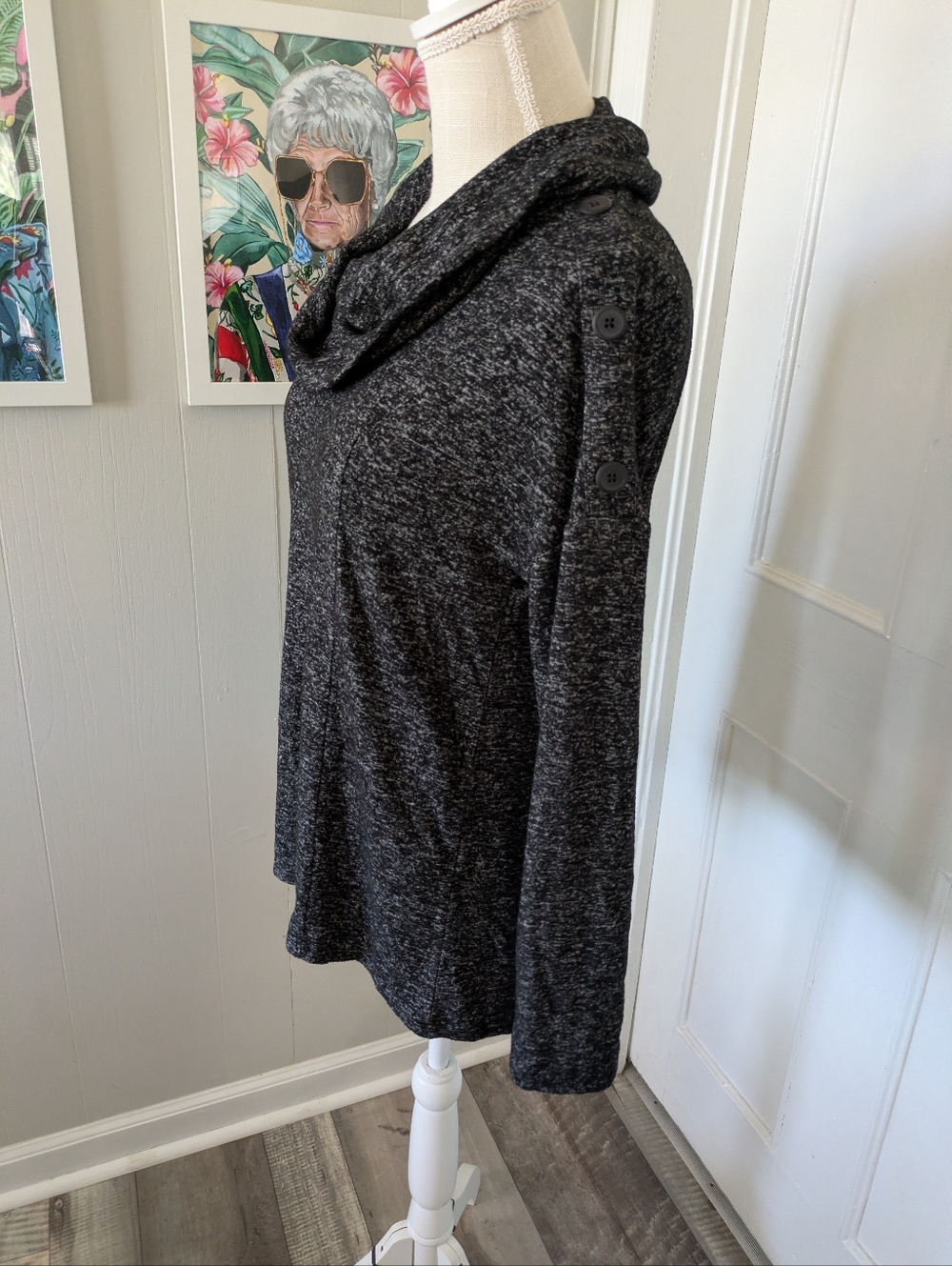 White House Black Market Tunic Top Size Small Gray Cowl Neck Poly Blend - Picture 3 of 7